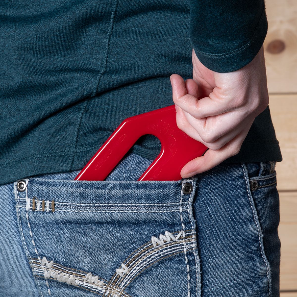 Tough1 Easy Grip Sweat Scraper 68-485